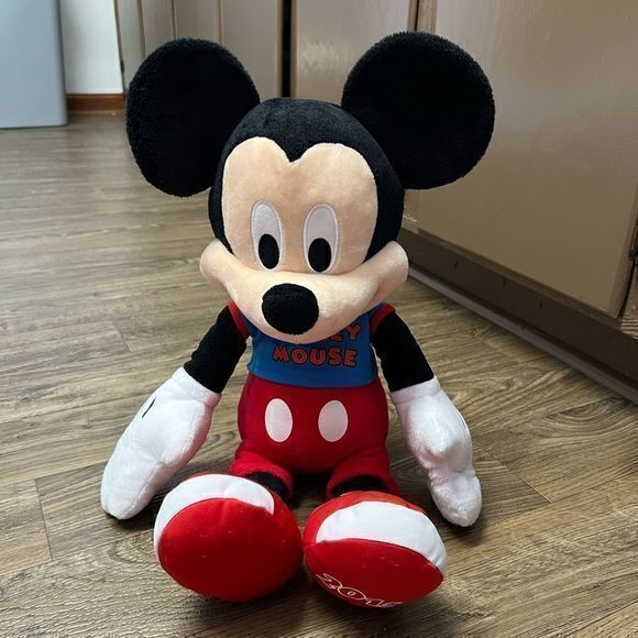 2015 20” Plush Mickey Mouse‎ Stuffed Animal - Picture 1 of 6